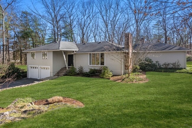 Foto del edificio - 21 Gail Rd