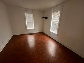 Building Photo - 2118 Denison Ave