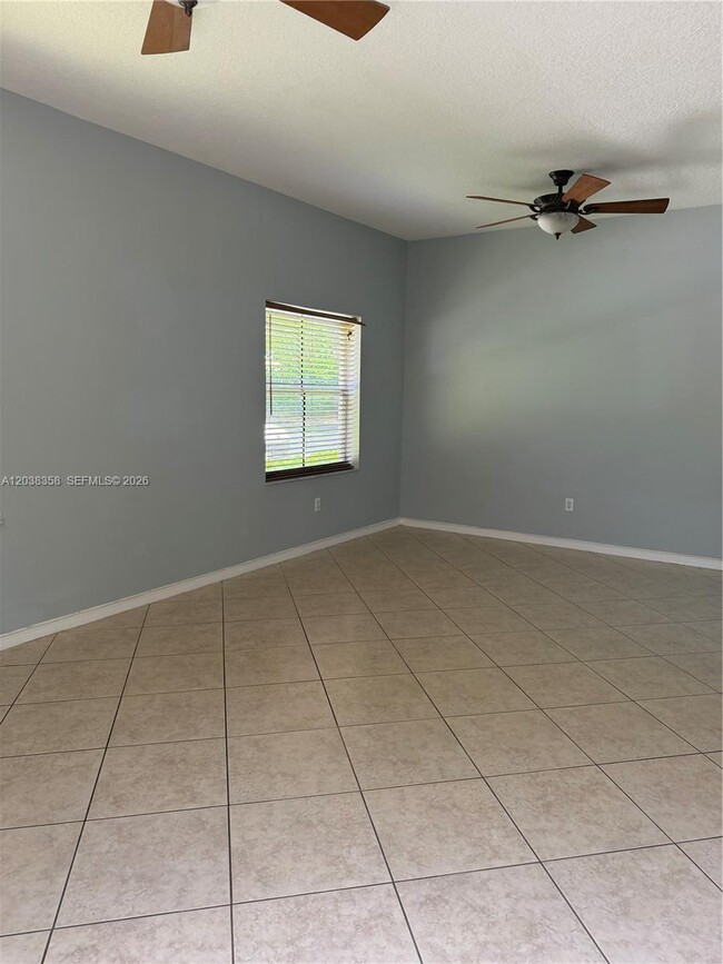 Building Photo - 2321 Mariner Ct