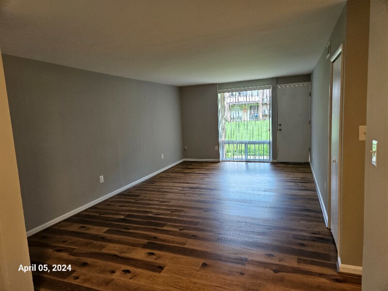 Foto principal - 524 Wilson Bridge Dr