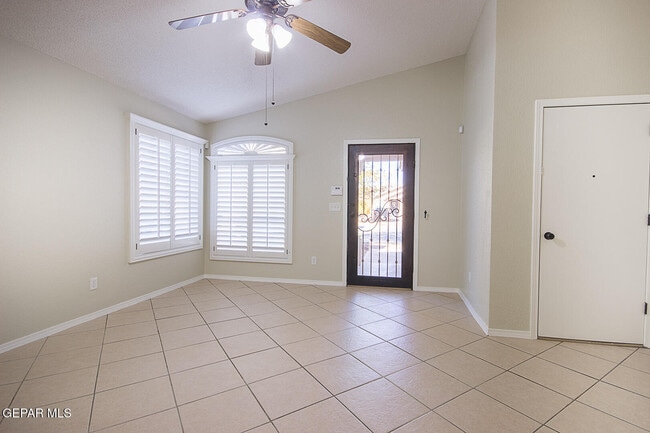 Foto del edificio - 12422 Sombra Grande Dr