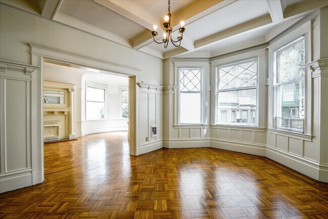 Building Photo - 1326 Hyde St