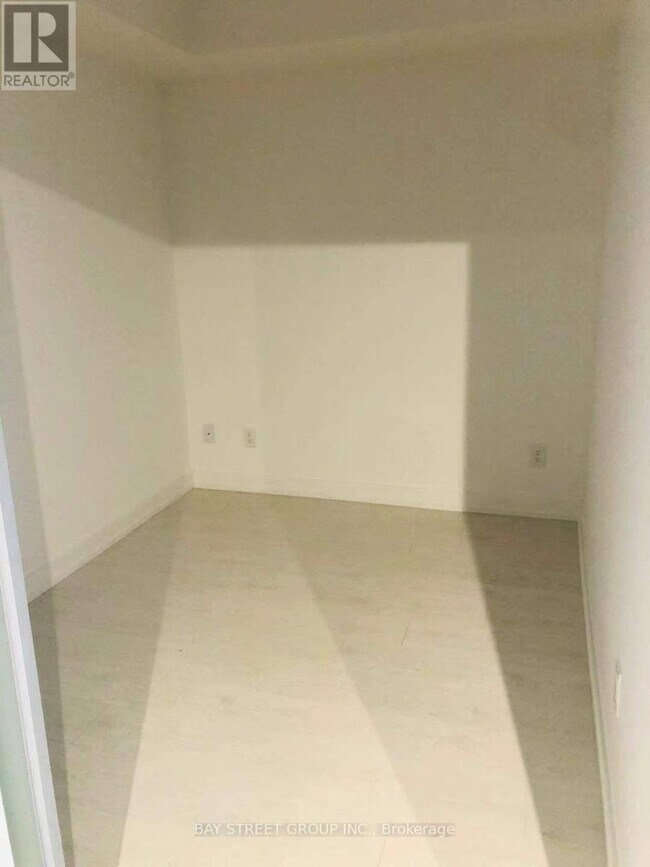 Photo du bâtiment - 19 Western Battery Rd