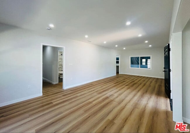 Building Photo - 14726 Friar St