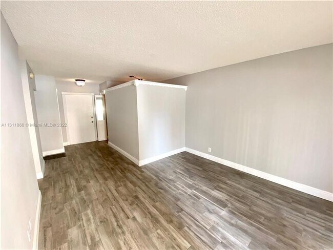 2900 Banyan St Unit 104 photo'