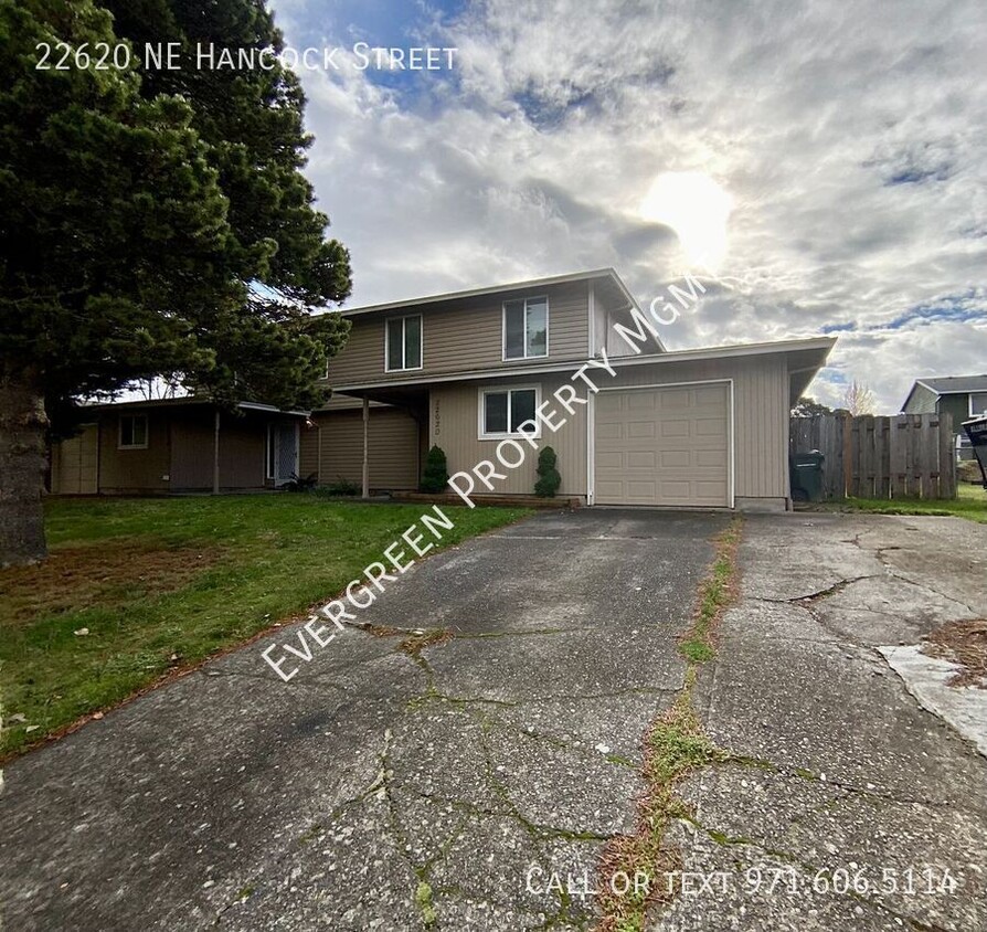 Primary Photo - Fairview Duplex with Garage AND Fully Fenc...