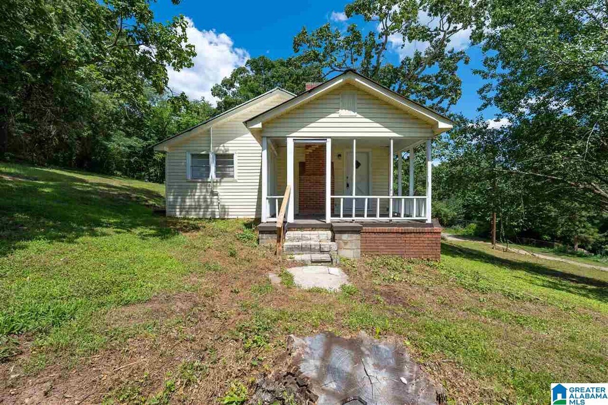 242 Southview Rd, Sylacauga, AL 35150 House Rental in Sylacauga, AL