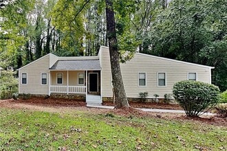 Building Photo - 1630 Rex Dr
