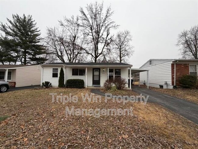 Photo - 1452 Redman Blvd House