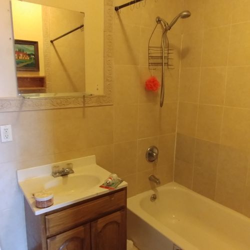 Building Photo - 37 Troutman St