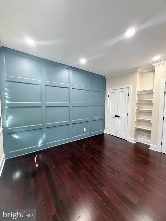 Foto del edificio - 216 S Henry St