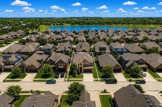 Building Photo - 8416 Whistling Duck Dr