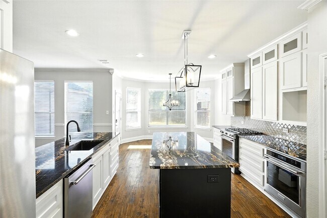 Building Photo - 9808 Enmore Ln