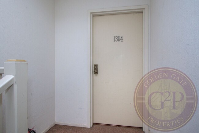 Building Photo - Potrero Hill - 3 BR, 2 BA Condo 1,255 Sq. ...