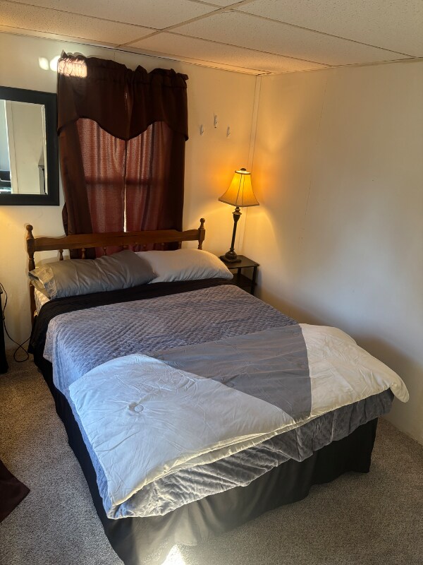 Building Photo - 277 Center St