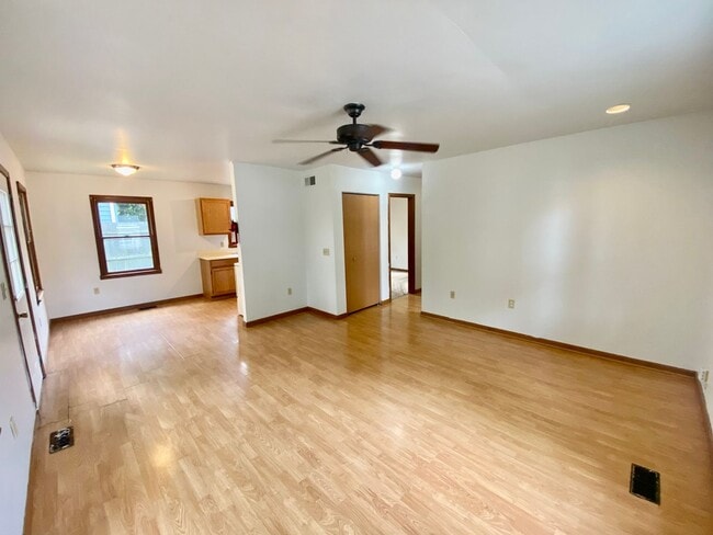 Photo - 513 Apartment