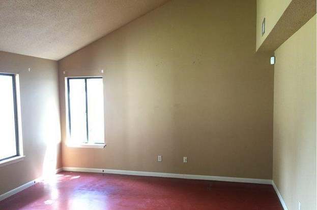 Building Photo - 800 Bay Dr