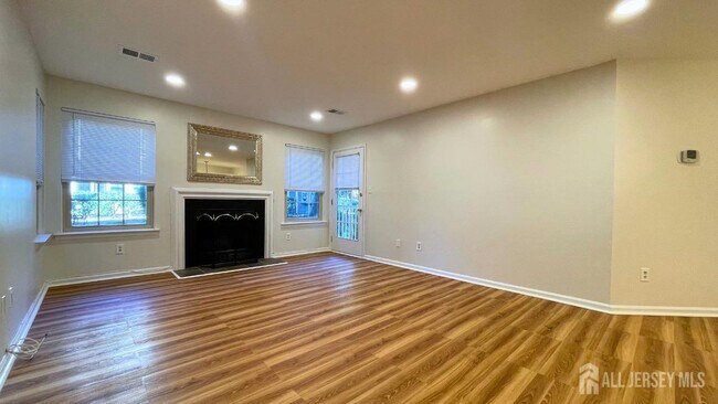 Foto del edificio - 224 Blew Ct