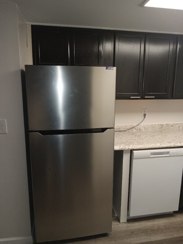 Photo - 2541 Myrtle Ave Apartment