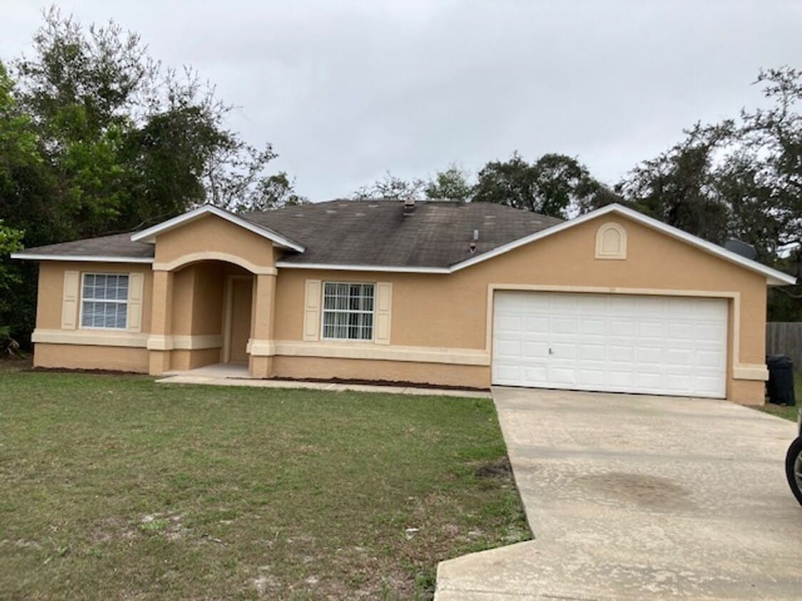 3/2/2 Great Locationnice and quite street, House Rental in Palm