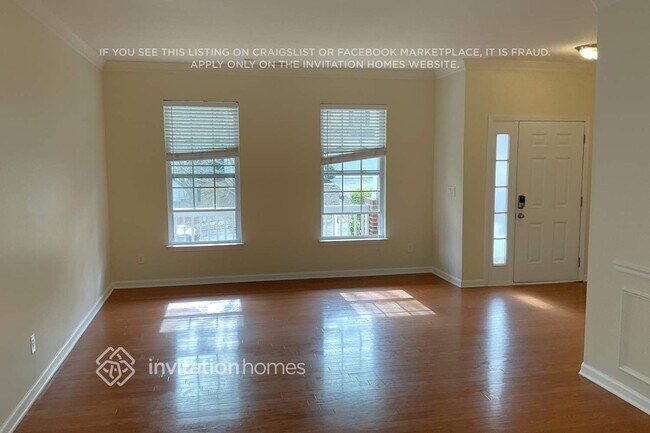 Foto del edificio - 3411 Crutchfield Pl