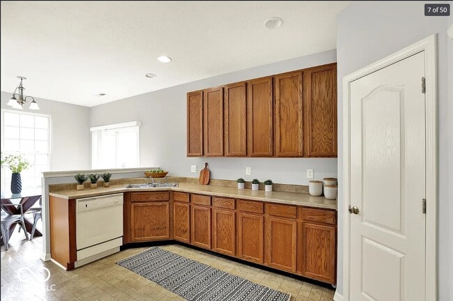 Building Photo - 9713 Springcress Dr
