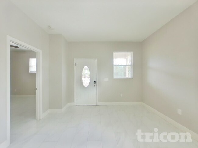 Foto del edificio - 9021 Riverview Dr