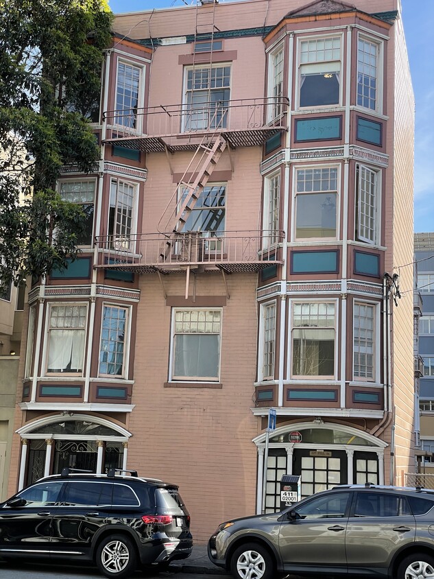 Primary Photo - 225 Fell St