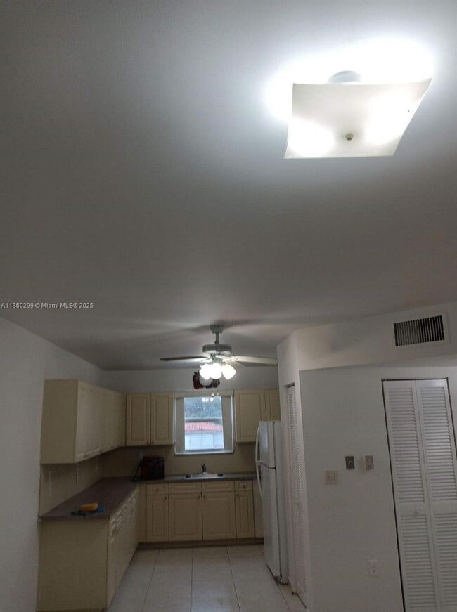 Foto del edificio - 181 NW 47th Ave