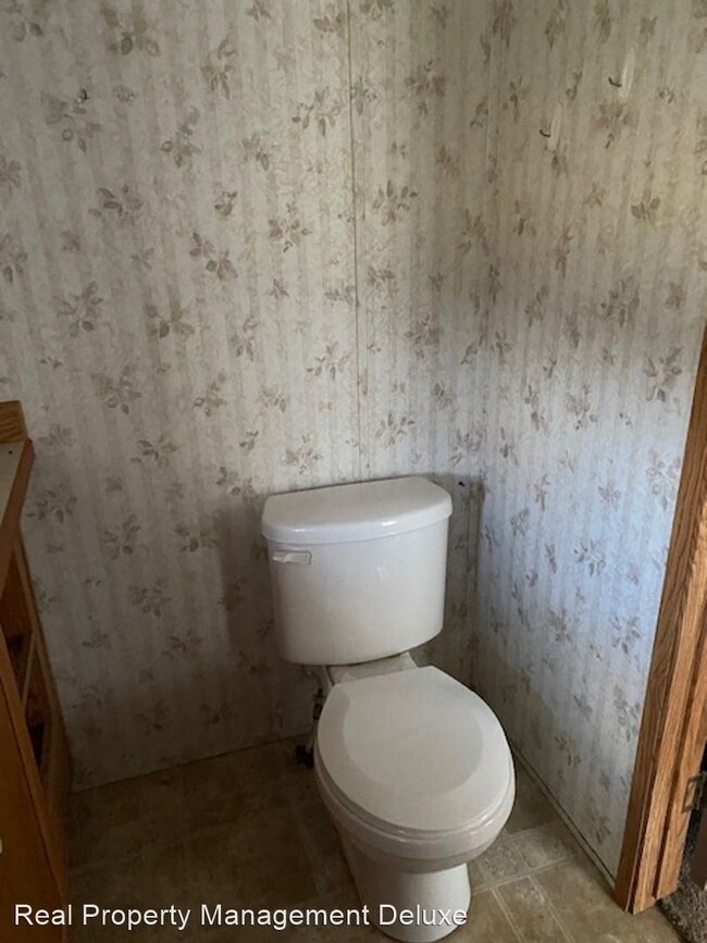 Foto del edificio - 3 br, 2 bath House - 101 60th Ave
