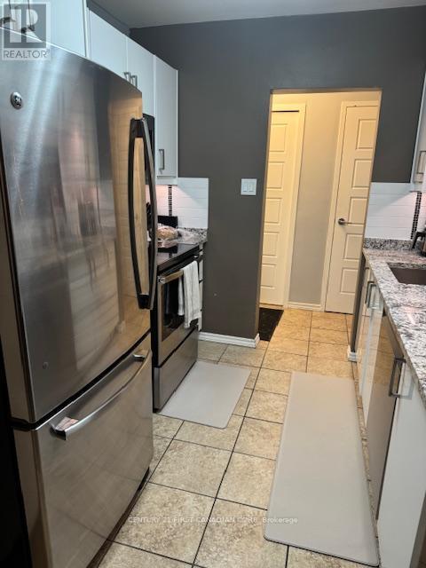 Photo du bâtiment - 675 Wonderland Rd S