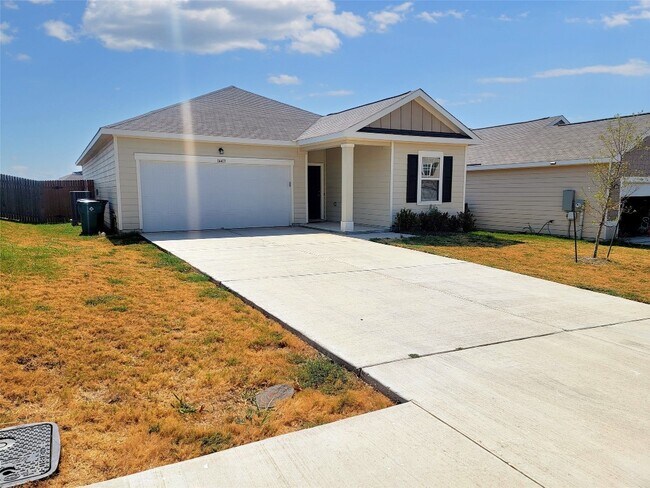 Building Photo - 14413 Shooter McGavin Dr