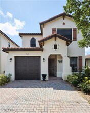 Building Photo - 5563 Useppa Dr