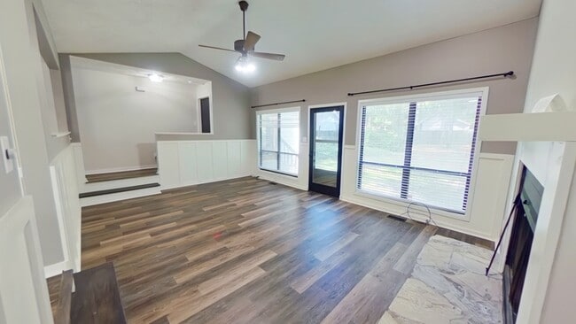 Building Photo - 4491 Briton Ct