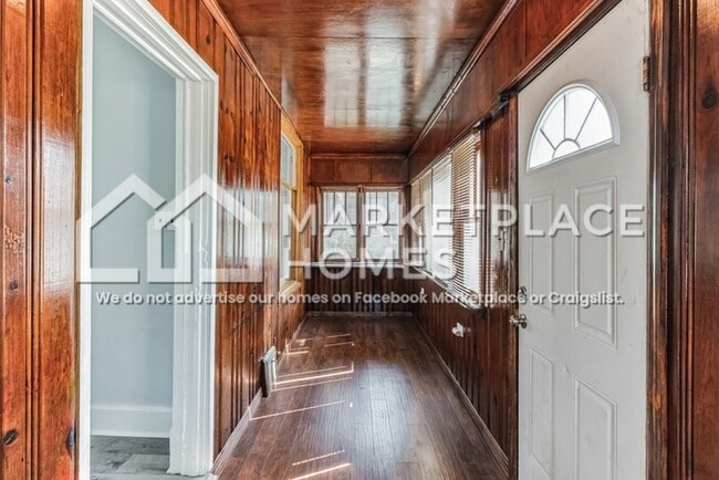 Building Photo - 2155 State St