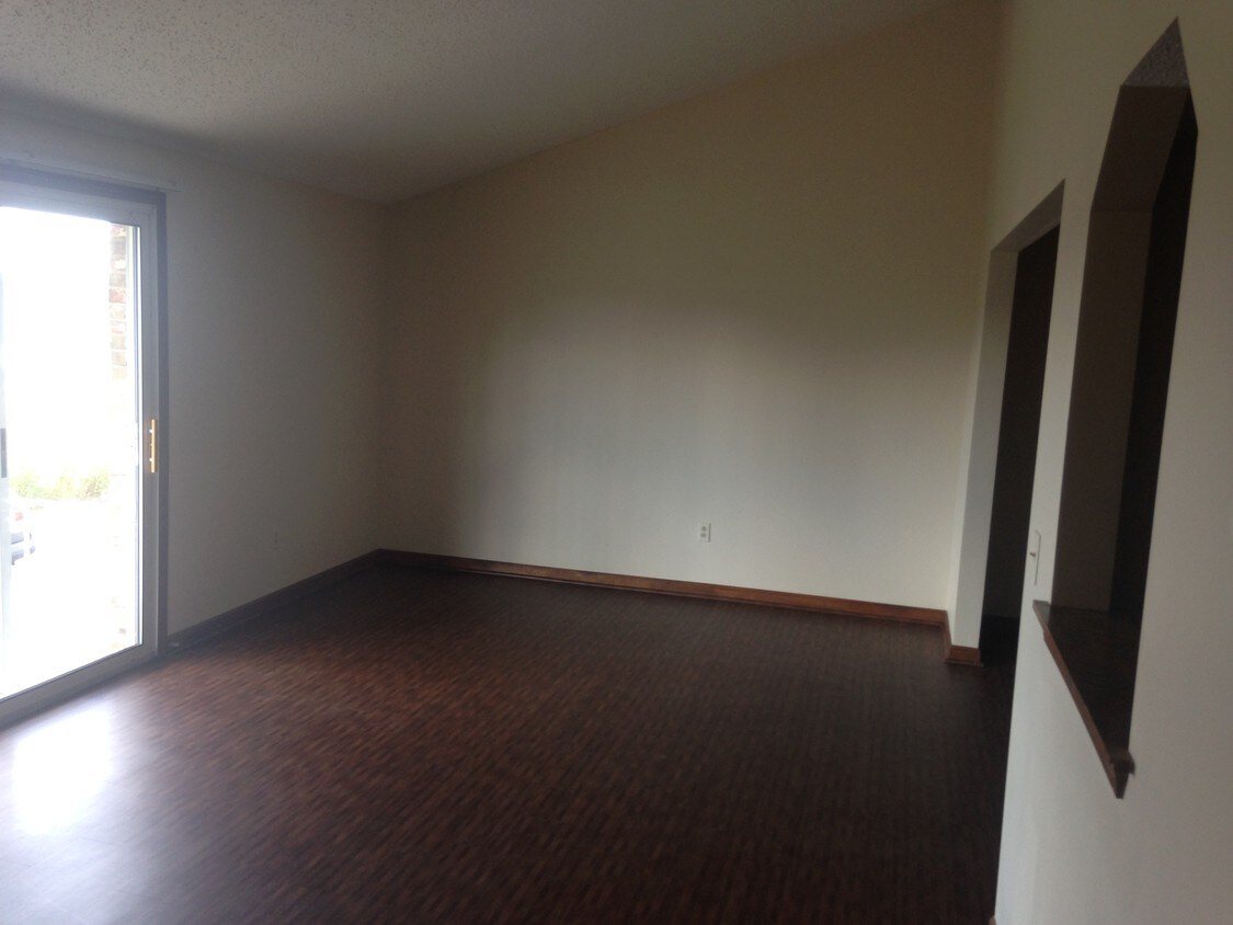 Oak Ridge Estates 72 Oakridge Dr West Seneca, NY Apartments for