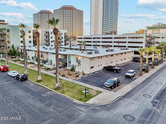 Foto del edificio - 3040 N 2nd St