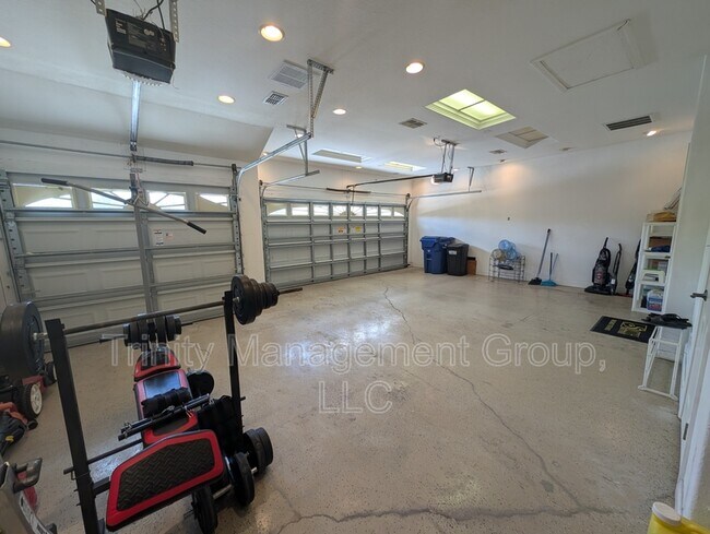 Foto del edificio - 10812 Deerberry Dr