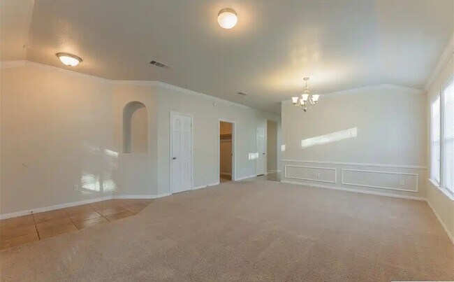 Foto del edificio - 5907 Drystone Ln