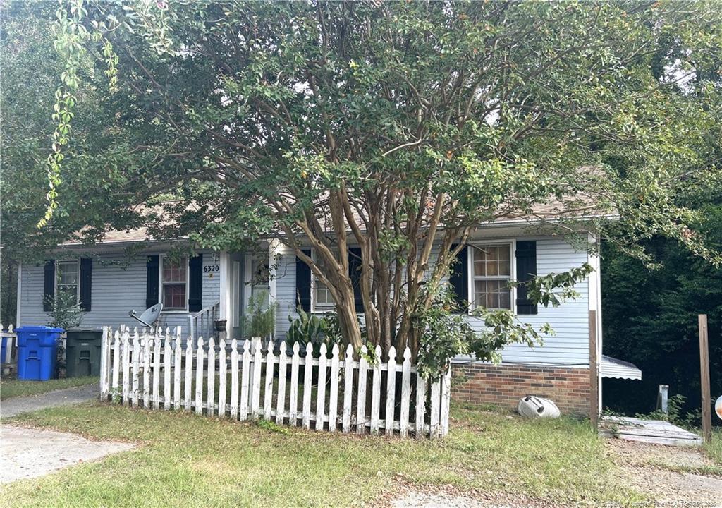 Foto principal - 6320 Marykirk Dr