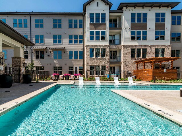 Foto principal - 5640 Keller Ranch Rd