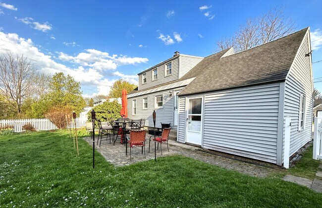 Patio - 8 Beechwood Rd
