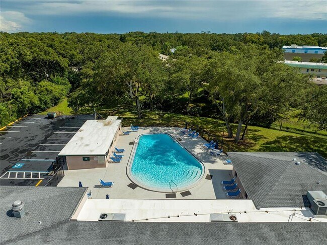 Foto del edificio - 2127 Scotland Dr