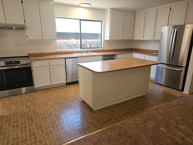 Foto del edificio - 1206 Rincon Meadows Ct