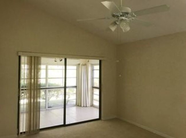 Building Photo - 6082 Forest Villas Cir