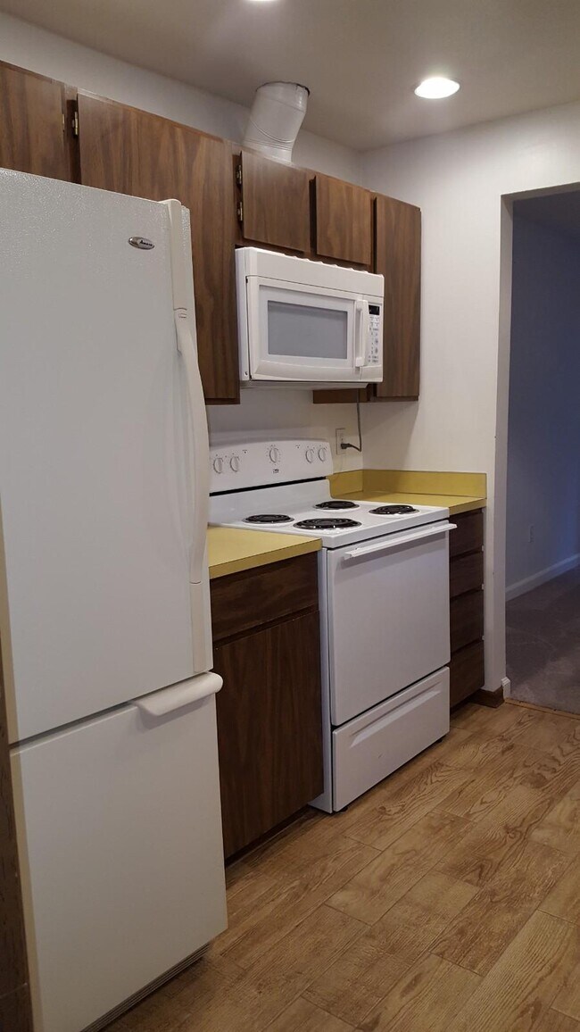 Kitchen 2 - 13735 15th Ave NE