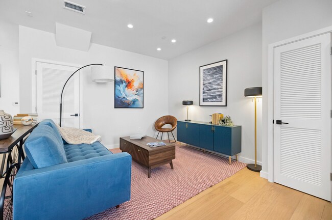 Foto del edificio - 693 Sutter St