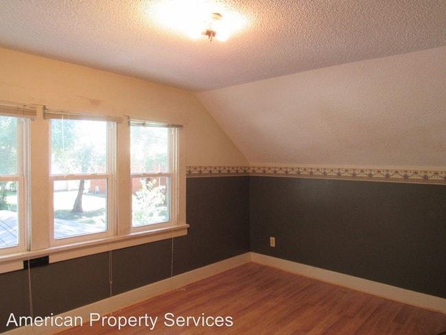 Building Photo - 822 Yuma St