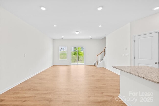Building Photo - 2778 Yeager Dr NW