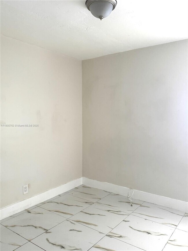 Foto del edificio - 1945 Pierce St